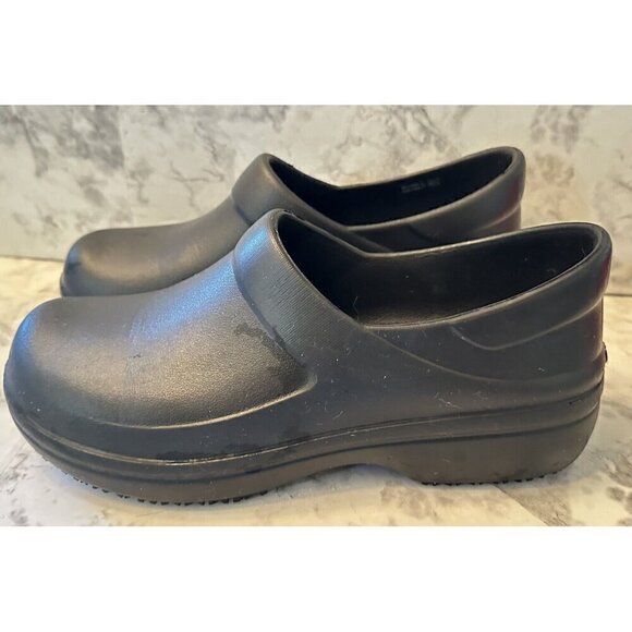 Crocs Black Clogs Womens 8‎ - Picture 1 of 7